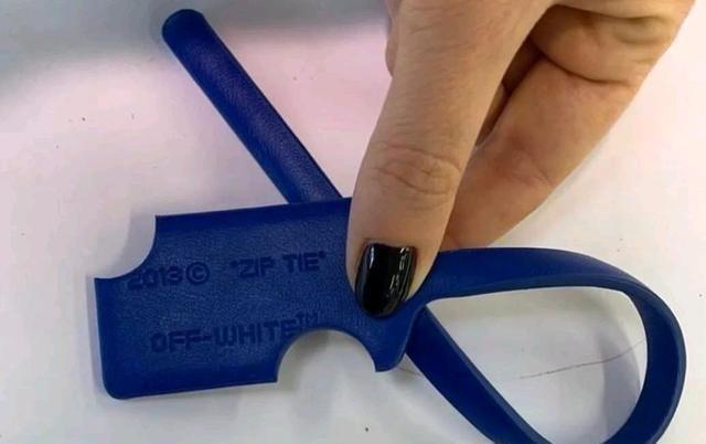 最新款Offwhite X AJ1防盗扣曝光，国外大神据此构思出鞋子模型