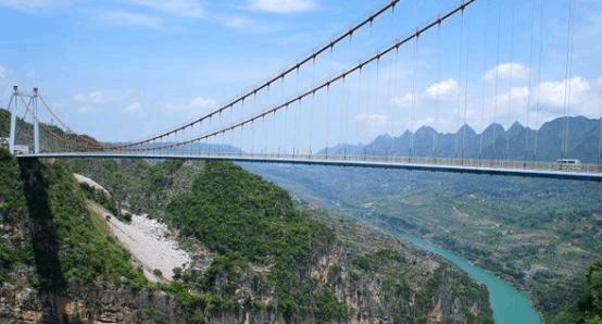 中国建设难度最大的桥梁, 桥塔距谷底650米, 诞生了超级工程!