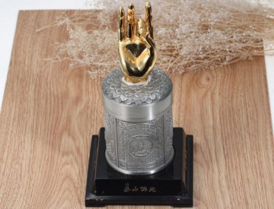 ​中国最贵的几种香烟，抽得起的都是土豪！现在有钱都不好买！