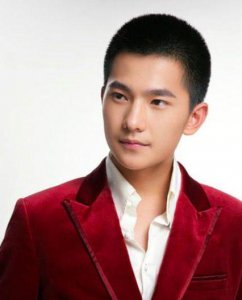 ​“寸头”才是检验男星颜值的发型，7位男星圆寸照，你觉得谁最帅