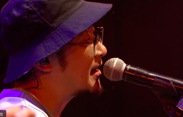 黑撒：最美的爱不就是这样？关心你的一日三餐，胜过我自身的勇敢