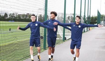 杰登·桑乔:背井离乡的天才少年,即将书写新一代足球华彩篇章