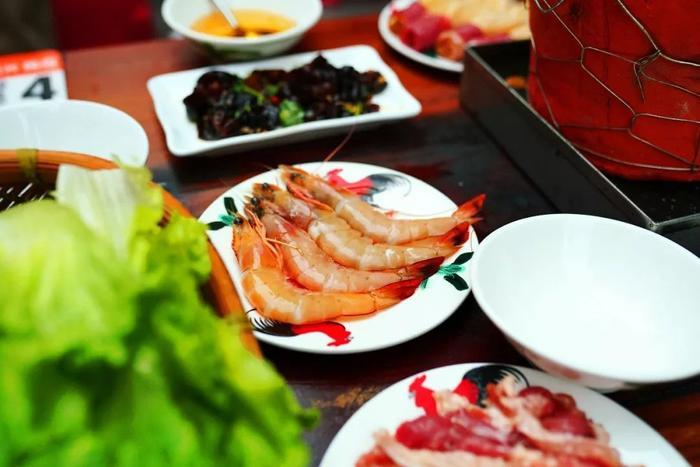 在海口吃年夜去哪吃好呢?瓦片烤肉告诉你,用烟火升腾年夜饭的温度!