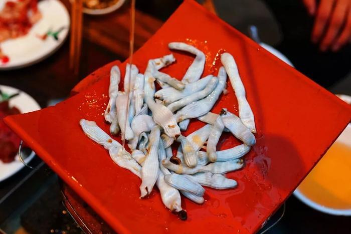 在海口吃年夜去哪吃好呢?瓦片烤肉告诉你,用烟火升腾年夜饭的温度!