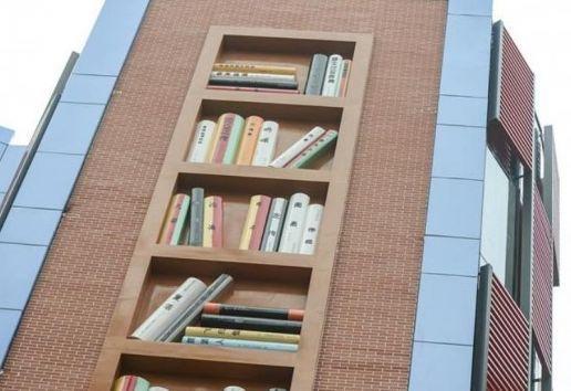 百米大楼斜而不倒!网红重庆到底有多“奇葩”?