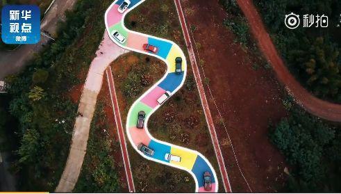 百米大楼斜而不倒!网红重庆到底有多“奇葩”?