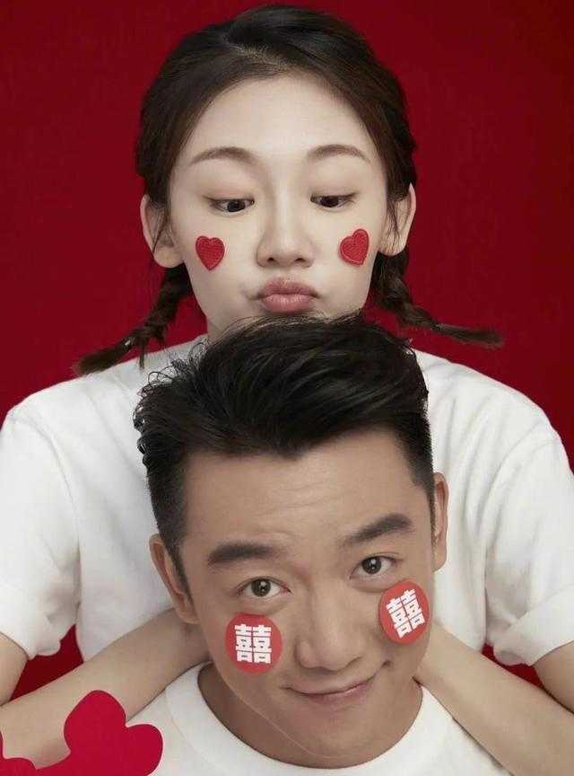郑恺苗苗结婚，官宣晒结婚照：最高级的秀恩爱，直接领证！