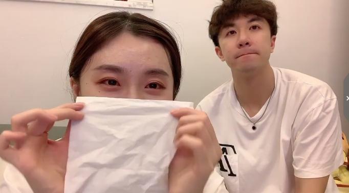 网红情侣交往十年男方劈腿,拍分手视频被疑抄袭,这都是啥操作?