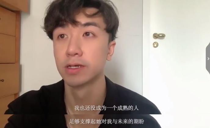 网红情侣交往十年男方劈腿,拍分手视频被疑抄袭,这都是啥操作?