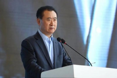 ​珠海万达商管徘徊港交所门外超一年，对赌压力逼近王健林？