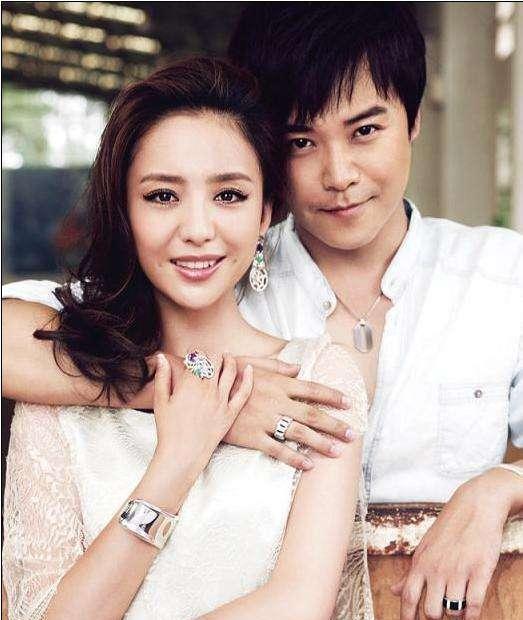 雪诺和“女野人”订婚！中国也有很多这样的明星夫妻！最服张学友