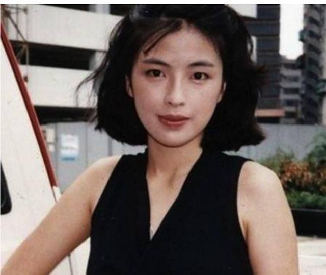 雪诺和“女野人”订婚！中国也有很多这样的明星夫妻！最服张学友