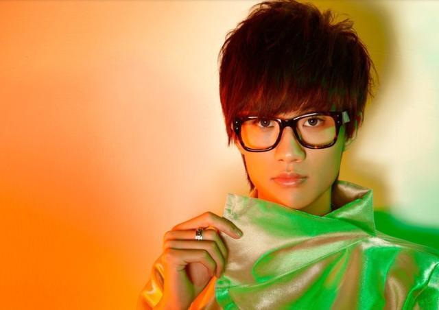 身处娱乐圈却从无浮躁感，默默前行的许嵩，或许才是最佳音乐人吧