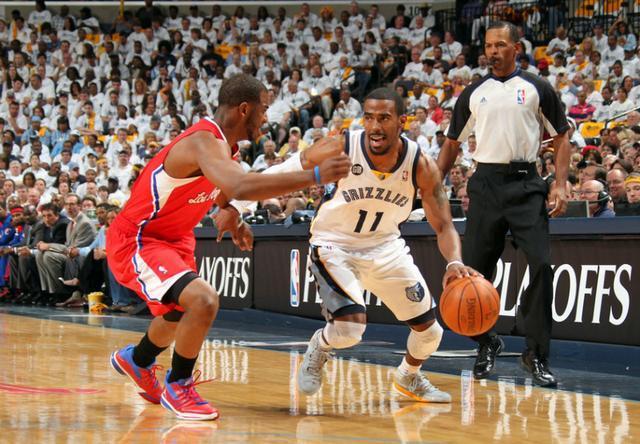 雷霆季后赛25分翻盘仅排名历史第五！湖人绿军上榜三次马刺最惨！