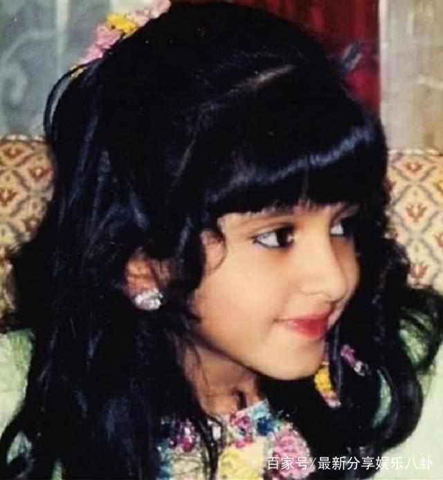 迪拜最美公主长大了，如今的样子，当年要娶她的网友还要吗？