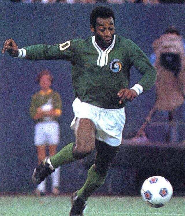 足坛历史最强十一人，若组建一支球队，将无可匹敌