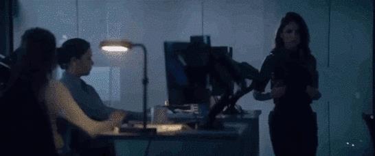 俘获甜茶的美艳御姐,她是谁?