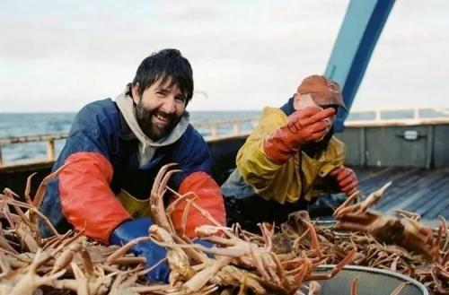 阿拉斯加捕蟹人，全球最危险的工作之一，但也是工资最高的工作