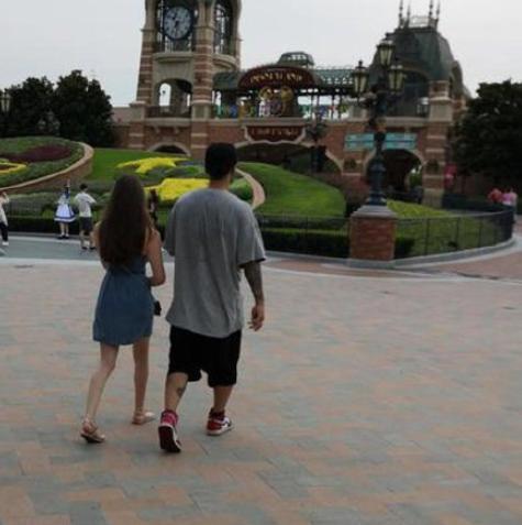 蒋劲夫新恋情曝光,女友疑似乌拉圭籍,网友:口味真专一