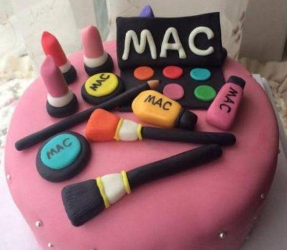 这5种七夕蛋糕，你会选哪个送给女神，网友：最后两个能追到