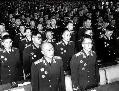 ​鲜为人知！开国大将本有15人，他排名第十，最后一刻才降为上将