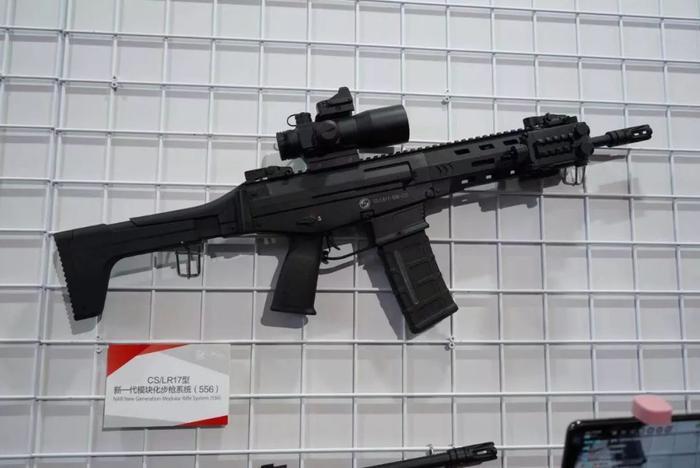 中国下一代制式步枪曝光!这次是有托步枪,不是95魔改