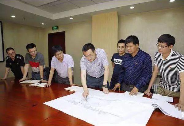 中国下一代制式步枪曝光!这次是有托步枪,不是95魔改