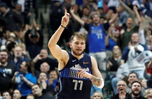 浅谈尼克斯与独行侠的7人交易案,东契奇联手波尔津吉斯