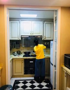 ​董洁9岁儿子近照曝光，清秀帅气酷似潘粤明