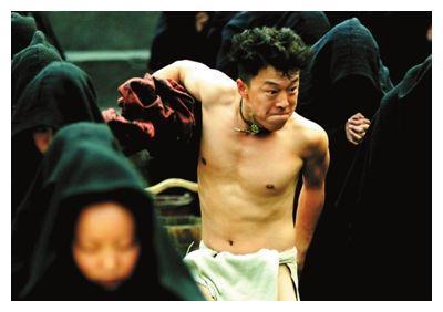 黄渤最受争议的一部作品,大尺度之后尽是人性的丑陋