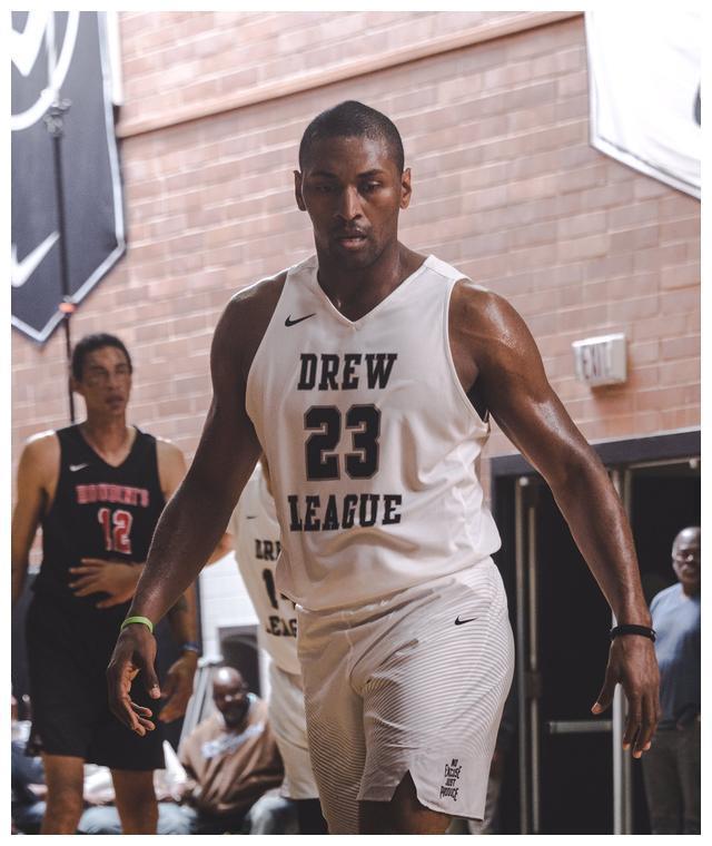 雅虎列举NBA最佳23号球员:坎比阿泰入围 乔丹詹姆斯谁更强