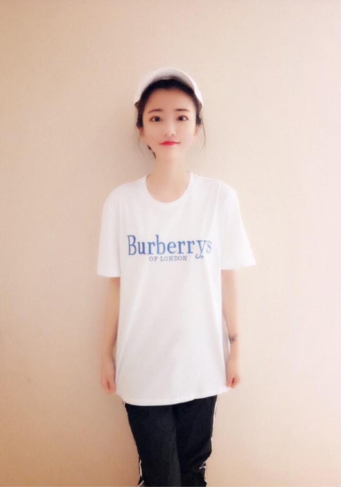 阿哲曾经最强的女徒退网后竟然去演话剧了,为这个努力的女孩点赞