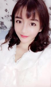 ​阿哲曾经最强的女徒退网后竟然去演话剧了，为这个努力的女孩点赞