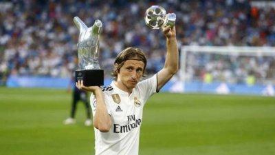 ​超8成球迷挺魔笛夺FIFA金球奖，C罗这次要陪跑了