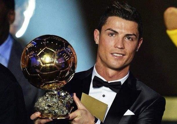 超8成球迷挺魔笛夺FIFA金球奖，C罗这次要陪跑了