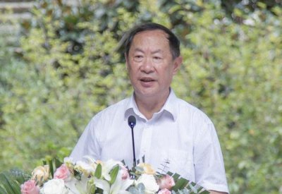 ​“贵州省高校美术名师推介展——方银室内设计作品展”在中天美术馆举行