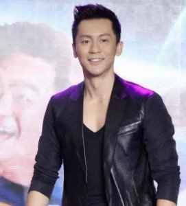 ​跑男里面谁最有钱？不是邓超和李晨，而是最不起眼的他