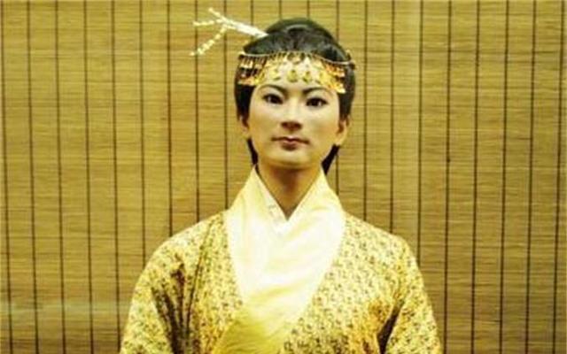 辛追夫人复原图曝光，美艳迷人，网友：难怪能穿“最薄内衣”