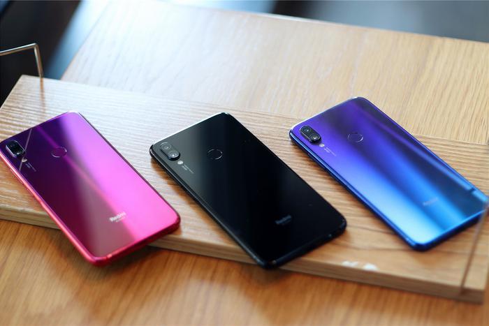 雷军放大招:红米Note7夜景秒杀友商旗舰,但有一缺点