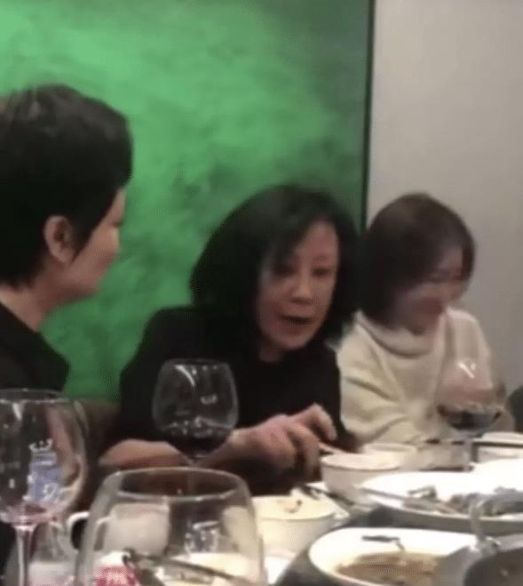 著名女星大爆粗口骂人，视频被爆引起热议！