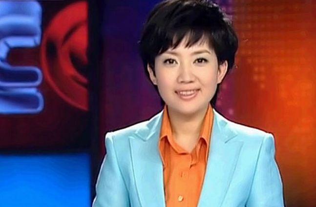辽宁台最年轻主持人，24岁进入央视，39岁依旧很美至今单身