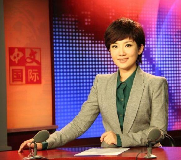 辽宁台最年轻主持人，24岁进入央视，39岁依旧很美至今单身
