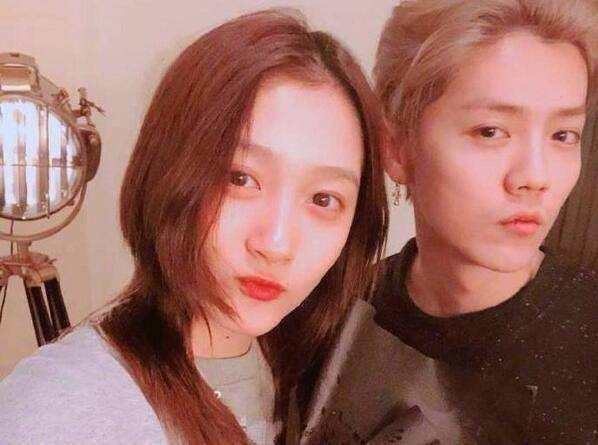 原来关晓彤15岁就喜欢鹿晗，童话般的爱情，早已是命中注定