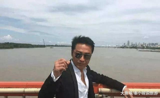 “咆哮帝”马景涛与小21岁娇妻离婚，离婚原因大跌眼镜