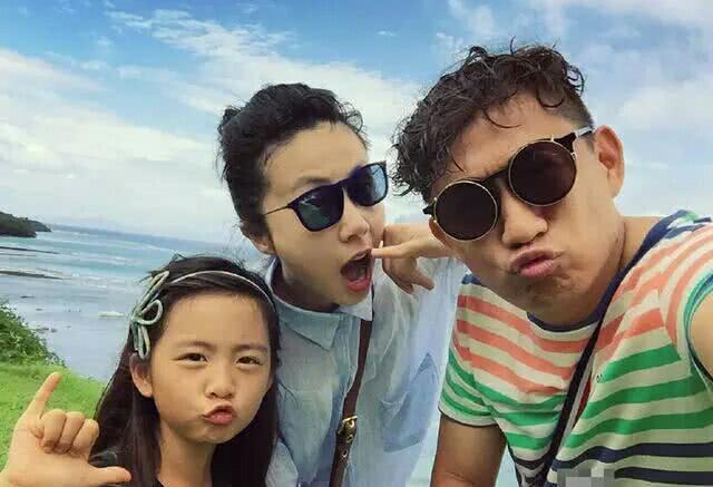 黄磊含泪说出不再唱歌的原因，何炅和谢娜听后都哭了