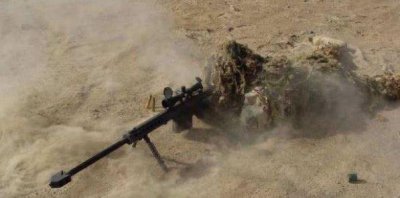 ​狙击手射击时，最怕在狙击镜里看见这，让人冷汗直流