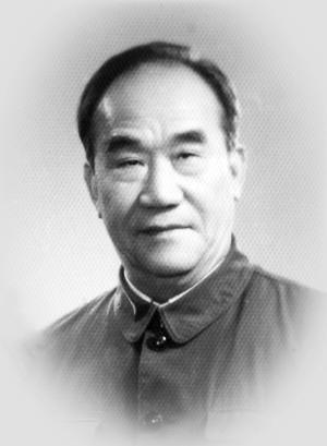 侯宝林与马三立先生, 哪一位更爱相声? 谁对相声的贡献更大?