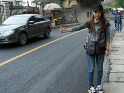 ​这才是川藏线上最真实的穷游女