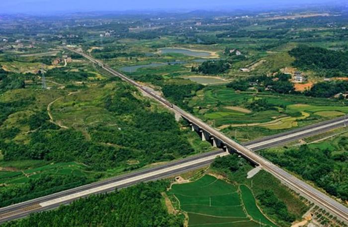 湖南“最穷”的地级市，比2个长沙还大，相当于5个湘潭！