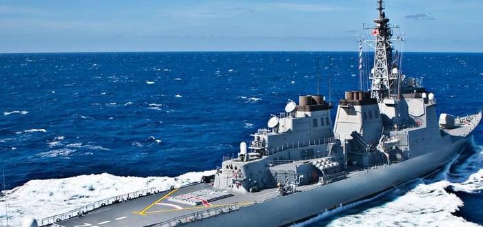 日本“神盾舰”迎来首位女舰长，海自暴兵不停，实力不可低估